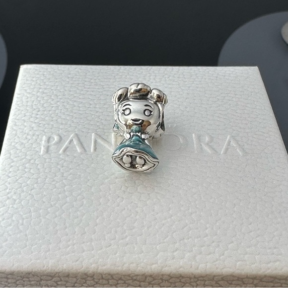 Pandora Disney Cinderella Dress Princess 925 Ale with CZ Charm with box #46 - Picture 1 of 6